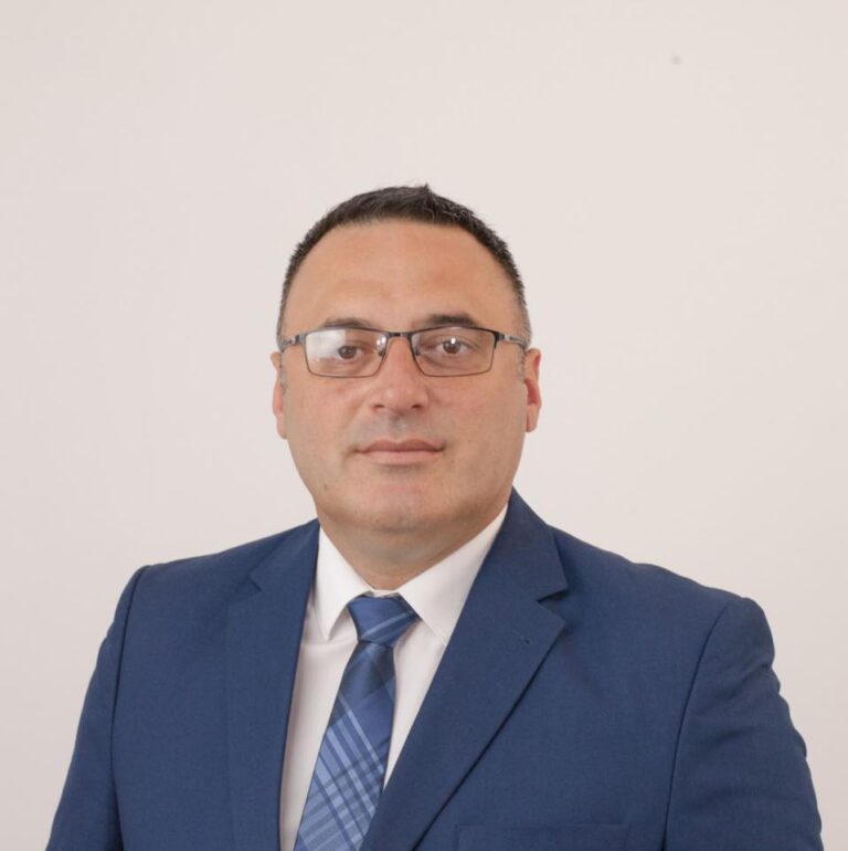 Lindon Gjelaj