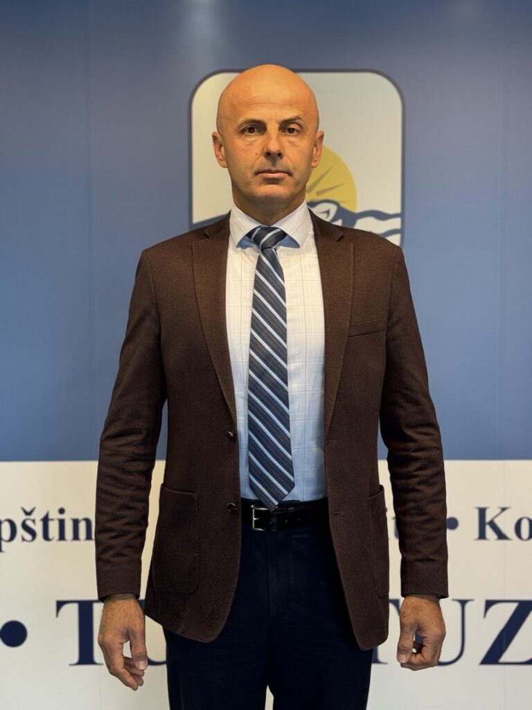 Mr. Aleksandar Memčević